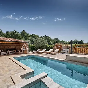  Ferienhaus Amelie Kroatien